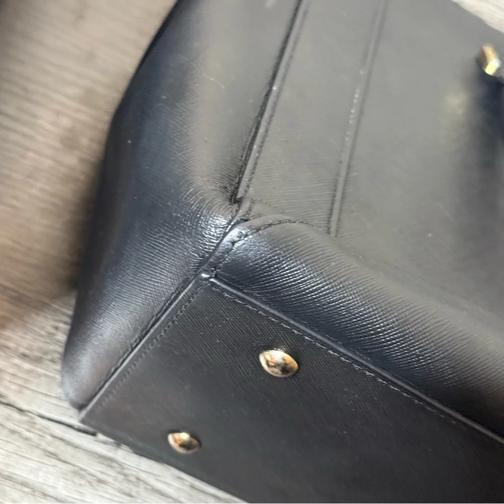 💎MCM DARK NAVY BLUE SAFFIANO LEATHER LAPTOP BAG💎